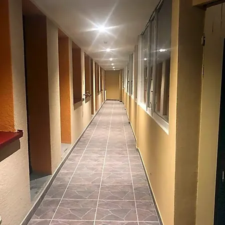 Motell By Grischalodge *